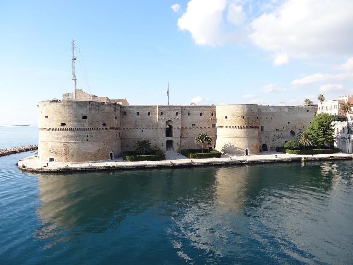 شقة La Perla Del Borgo تارانتو المظهر الخارجي الصورة